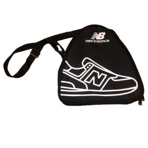 𝅺new Balance Black & White Outline Sneaker Lunch Bag w Strap